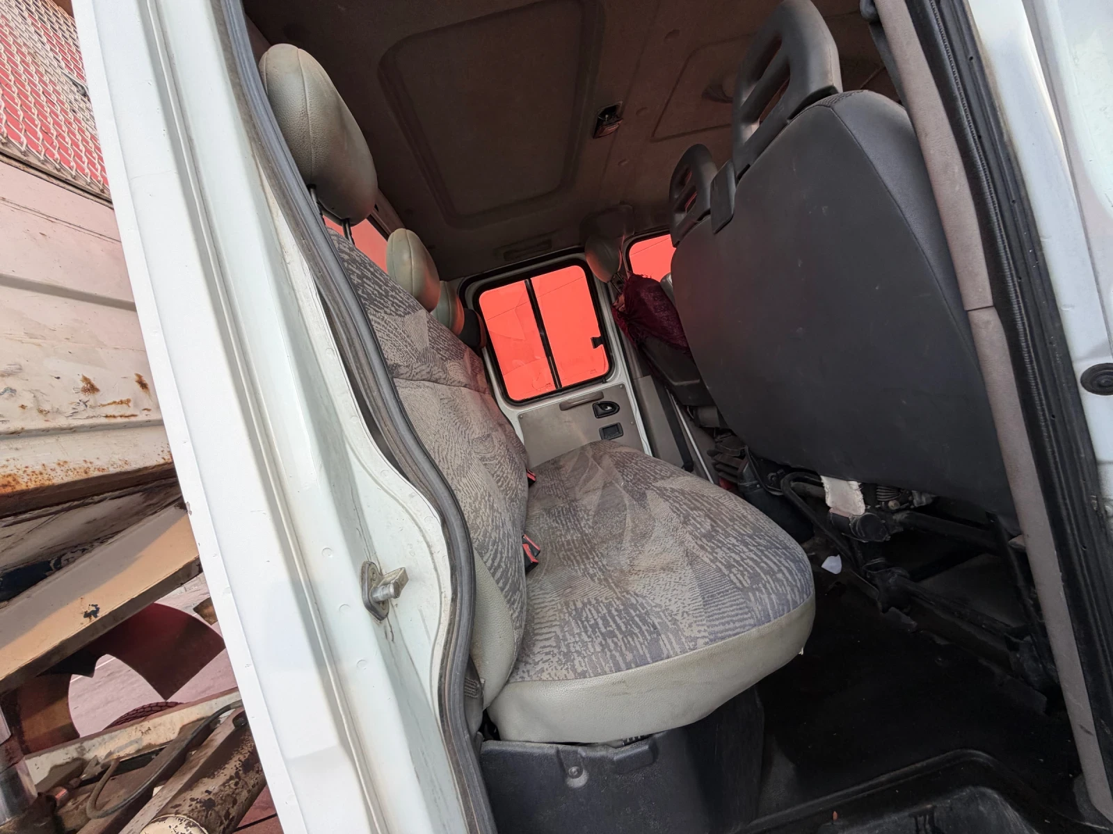 Mercedes-Benz Sprinter САМОСВАЛ* катБ* 5+ 1, снимка 5 - Бусове и автобуси - 56171587