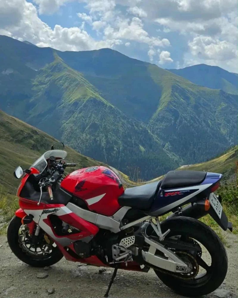 Honda Cbr 929 Fireblade, снимка 4 - Мотоциклети и мототехника - 51708710