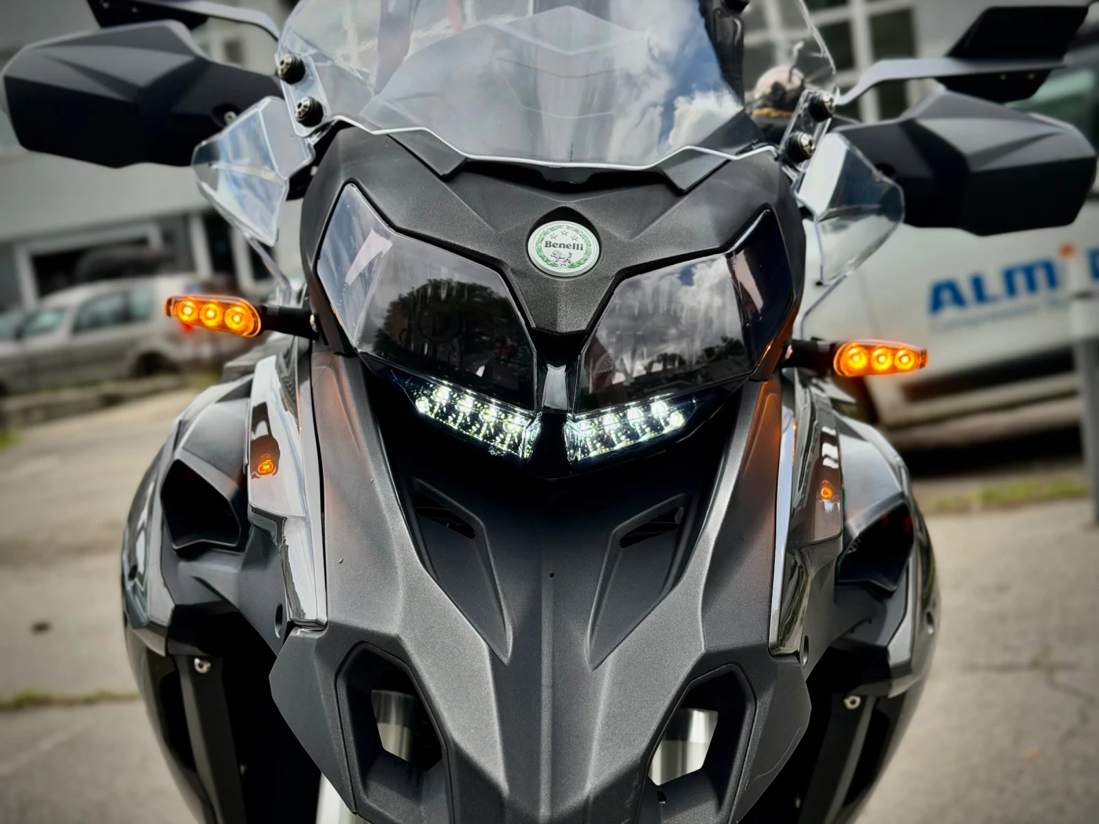 Benelli TRK 502 ABS A2 19х.км Регистриран, снимка 5 - Мотоциклети и мототехника - 54503570
