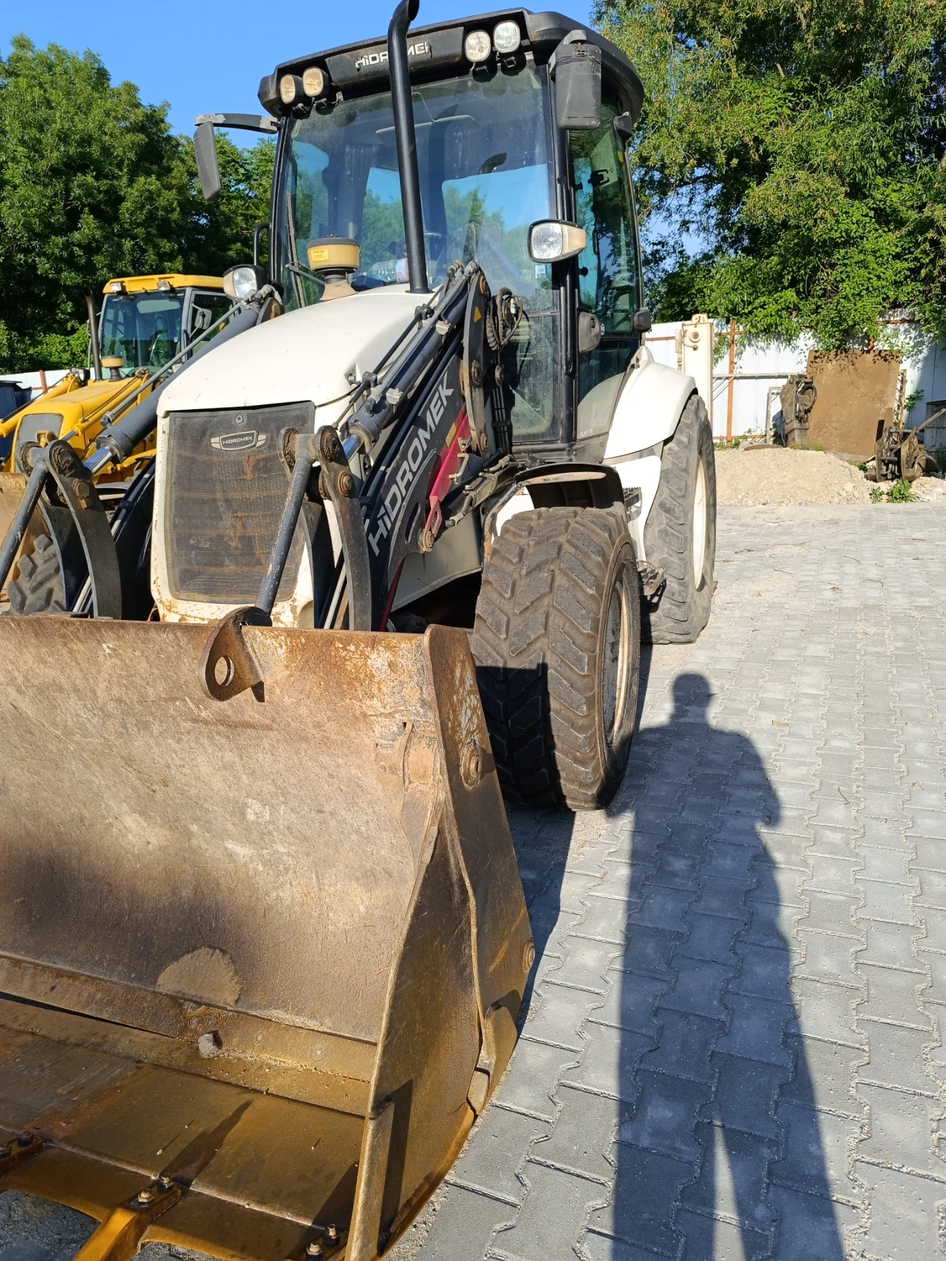 Багер Hidromek 102B, снимка 9 - Индустриална техника - 55108563