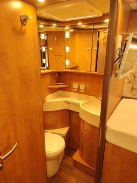 Кемпер Carthago Chic C-LINE I 4.9, снимка 11