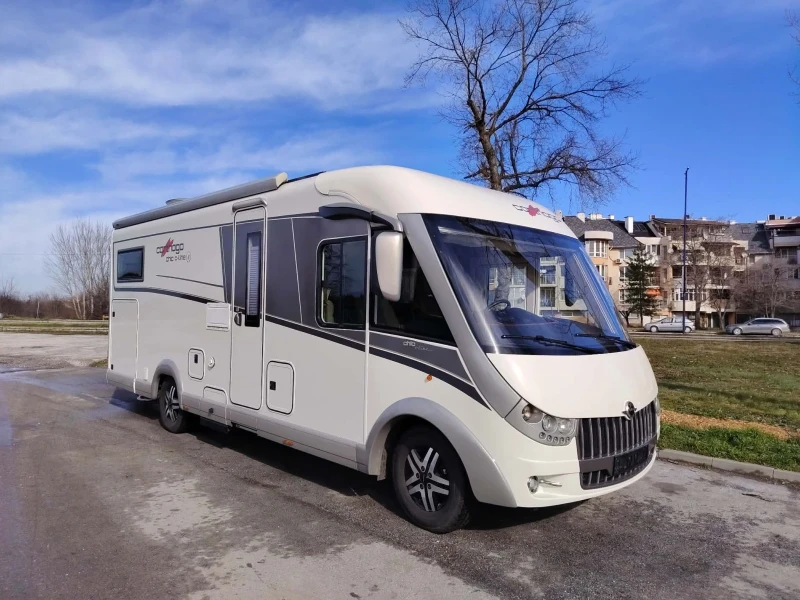 Кемпер Carthago Chic C-LINE I 4.9, снимка 2 - Каравани и кемпери - 53488452