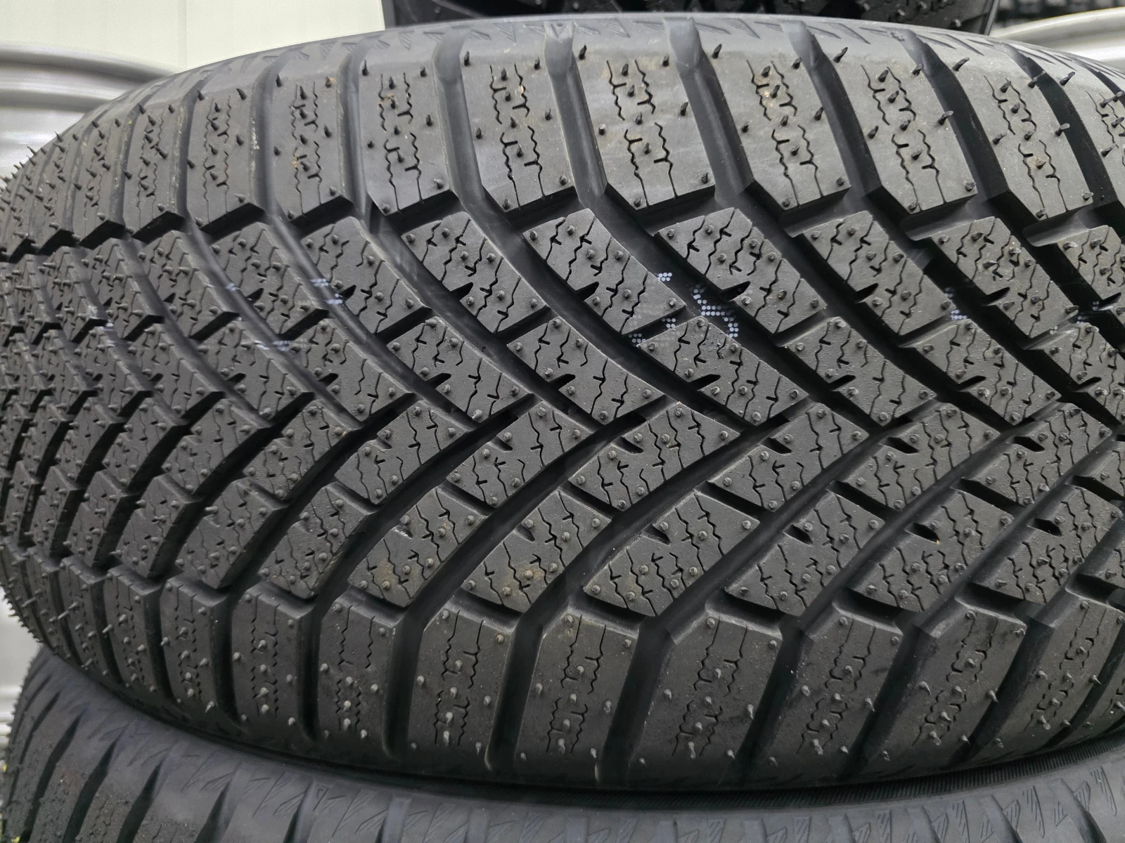 ���� 215/55R18 | Mobile.bg � ����������� 3