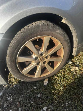 Toyota Avensis T27 2.2 D-CAT (177 к.с.) НА ЧАСТИ, снимка 9