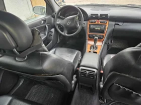 Mercedes-Benz 220 220, снимка 6