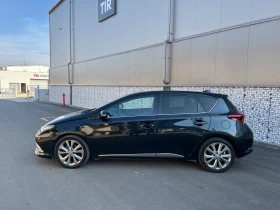 Toyota Auris 1.6 D4D 112hp Facelift * Navi* Full LED  , снимка 2