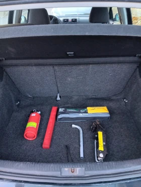 VW Golf 5-1.4-80к.с.БЕНЗИН-МАЛКИЯТ ДАНЪК-НАВИГАЦИЯ-TV-DVD!, снимка 9