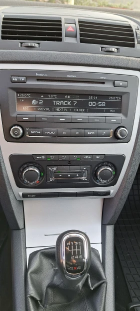 Skoda Octavia 1.8 бензин/4х4 - 5399 € / 10559.53 лв. - 82119339 12