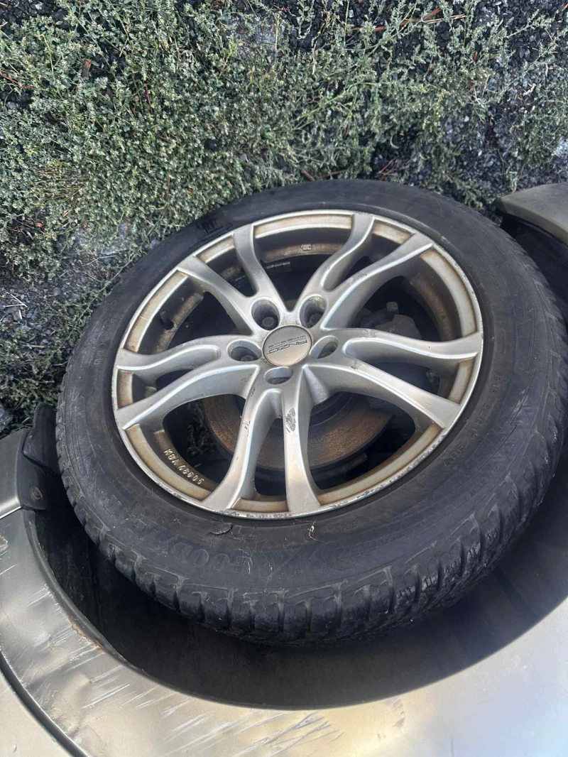 Toyota Avensis T27 2.2 D-CAT (177 к.с.) НА ЧАСТИ, снимка 11 - Автомобили и джипове - 52557108