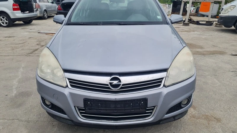 Opel Astra 1.7cdti z17dth, снимка 1 - Автомобили и джипове - 45420082