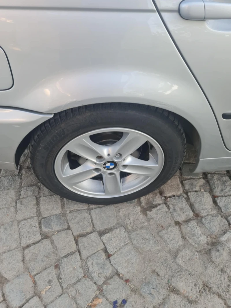 BMW 320 320d, снимка 8 - Автомобили и джипове - 47707613