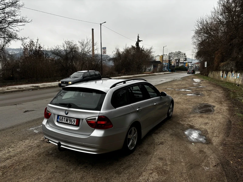 BMW 320, снимка 3 - Автомобили и джипове - 48463561