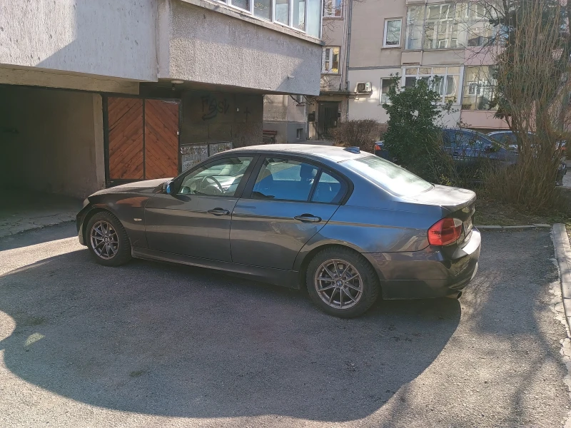 BMW 318, снимка 4 - Автомобили и джипове - 49041920