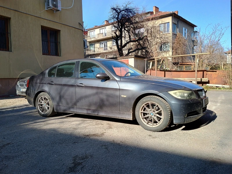 BMW 318, снимка 2 - Автомобили и джипове - 49041920