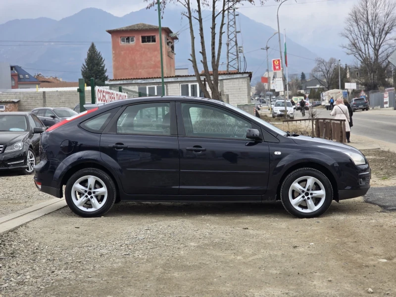 Ford Focus 2.0i 145Hp Лизинг, снимка 6 - Автомобили и джипове - 49325529