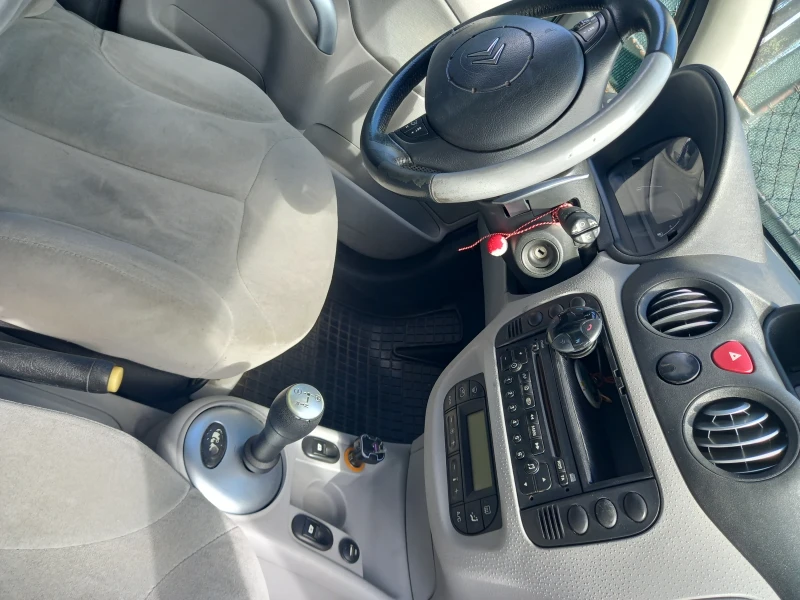 Citroen C3, снимка 6 - Автомобили и джипове - 52665542