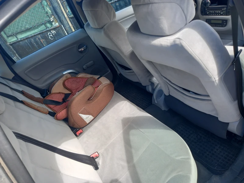 Citroen C3, снимка 7 - Автомобили и джипове - 52665542