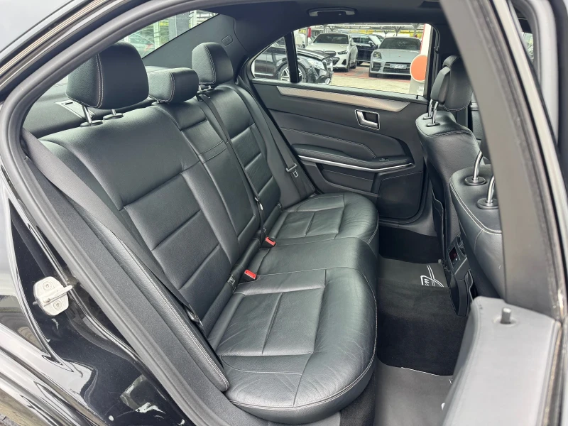 Mercedes-Benz E 350 CDI#AMG#4MATIC#DESIGNO#TV#CAMERA#, снимка 13 - Автомобили и джипове - 51986205