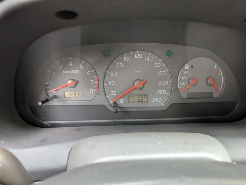 Volvo S40, снимка 10 - Автомобили и джипове - 52639138