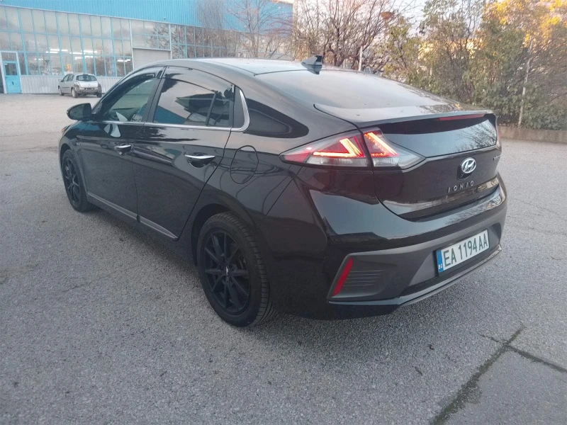 Hyundai Ioniq Ultimate Harman Kardon, снимка 4 - Автомобили и джипове - 52615348