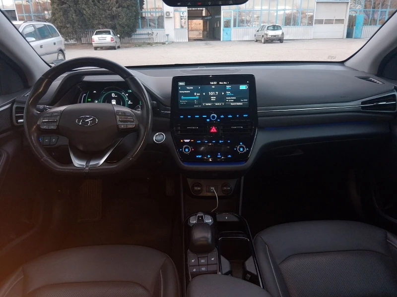 Hyundai Ioniq Ultimate Harman Kardon, снимка 8 - Автомобили и джипове - 52615348