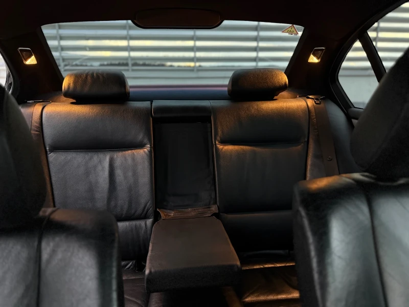 BMW 330 330i, снимка 10 - Автомобили и джипове - 52998521