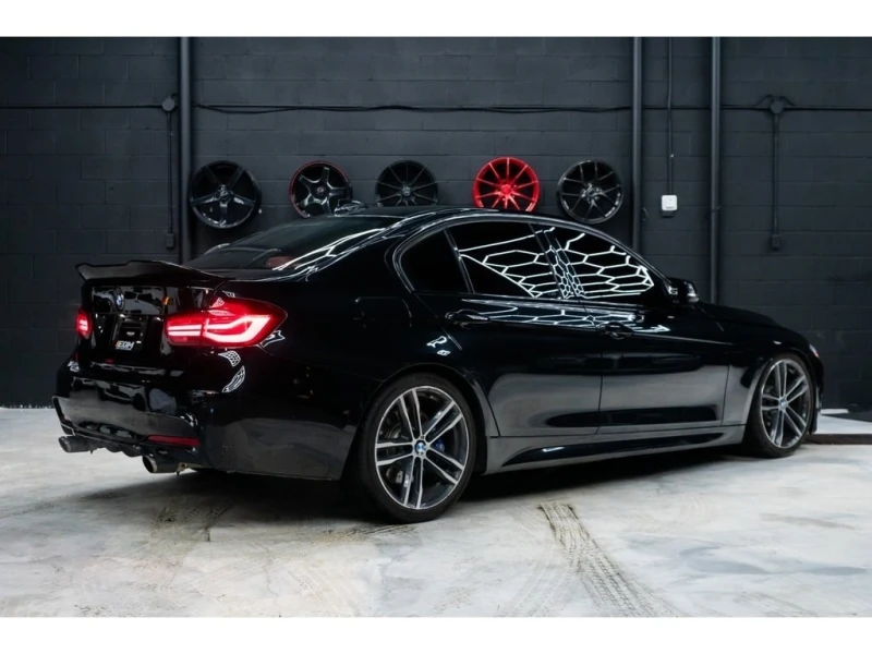 BMW 340 * 340i | BLACK ON RED | AWD | PERFORMANCE SEDAN * , снимка 5 - Автомобили и джипове - 52991657