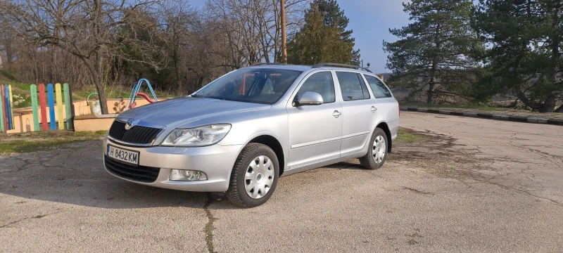 Skoda Octavia 1.8 бензин/4х4, снимка 3 - Автомобили и джипове - 53219773