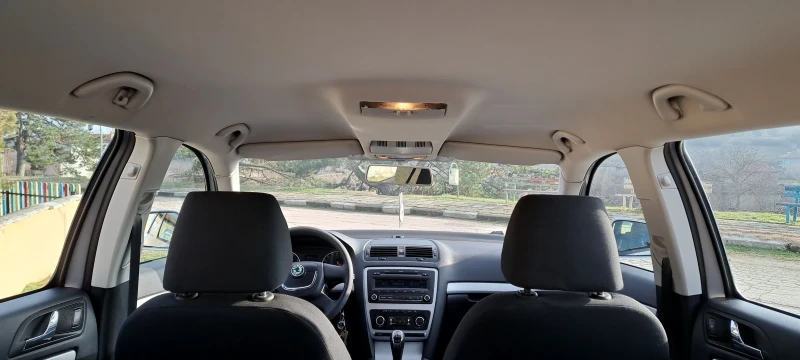 Skoda Octavia 1.8 бензин/4х4, снимка 6 - Автомобили и джипове - 53219773