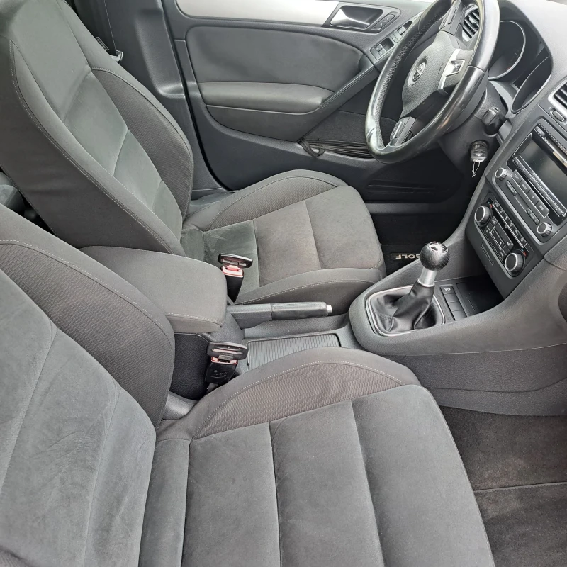 VW Golf 1, 6TDI HI-LINE, снимка 14 - Автомобили и джипове - 53237689