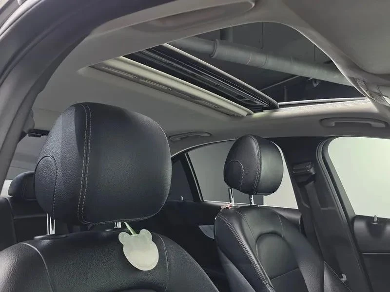 Mercedes-Benz C 220, снимка 8 - Автомобили и джипове - 55777021