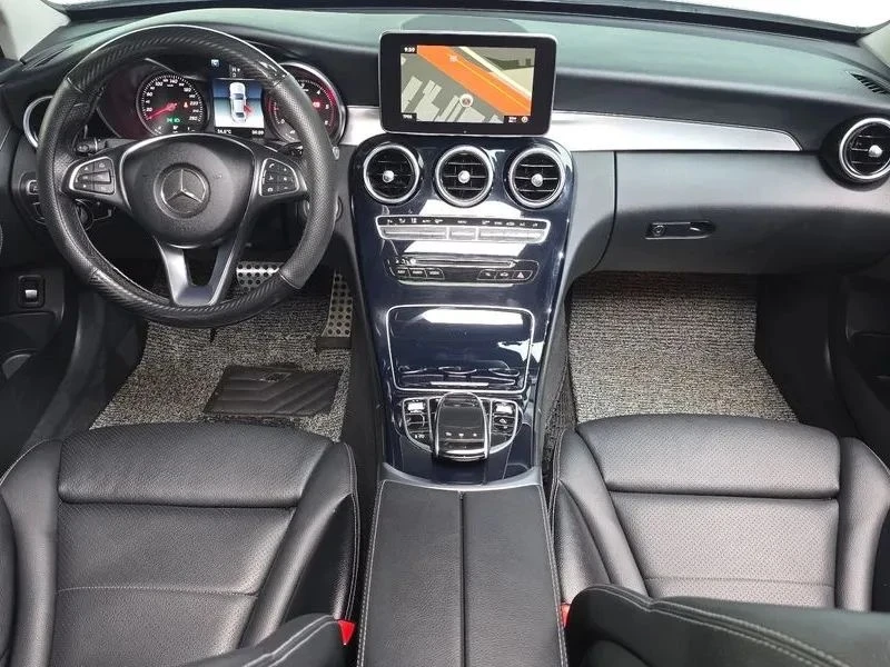 Mercedes-Benz C 220, снимка 6 - Автомобили и джипове - 55777021
