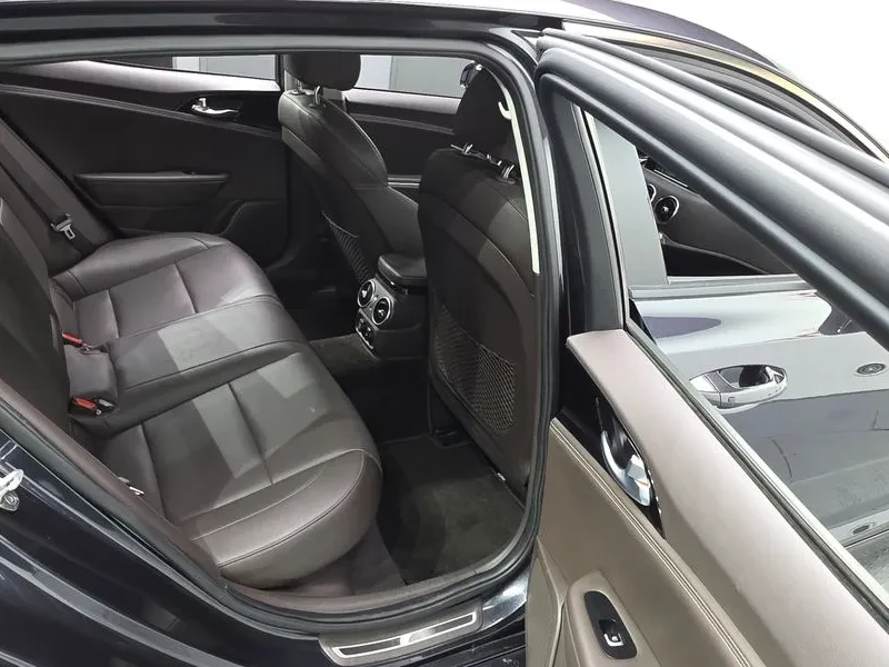 Kia Stinger  2.0 Turbo Awd Prime, снимка 10 - Автомобили и джипове - 56357339