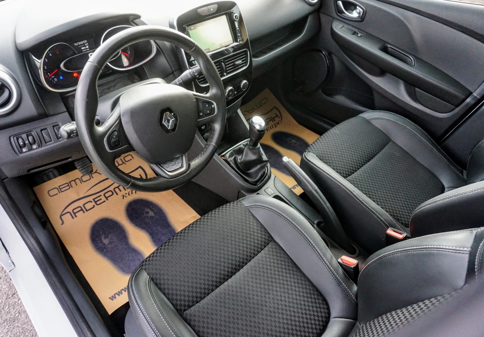 Renault Clio 1.5 DCI  - изображение 7