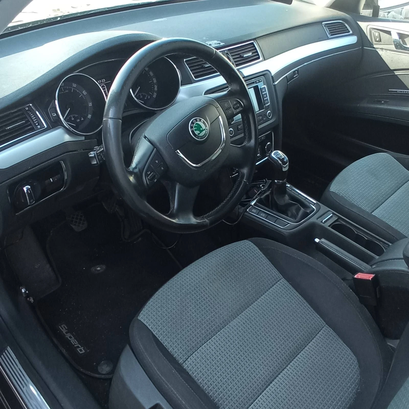 Skoda Superb 1.8 бензин  - изображение 6