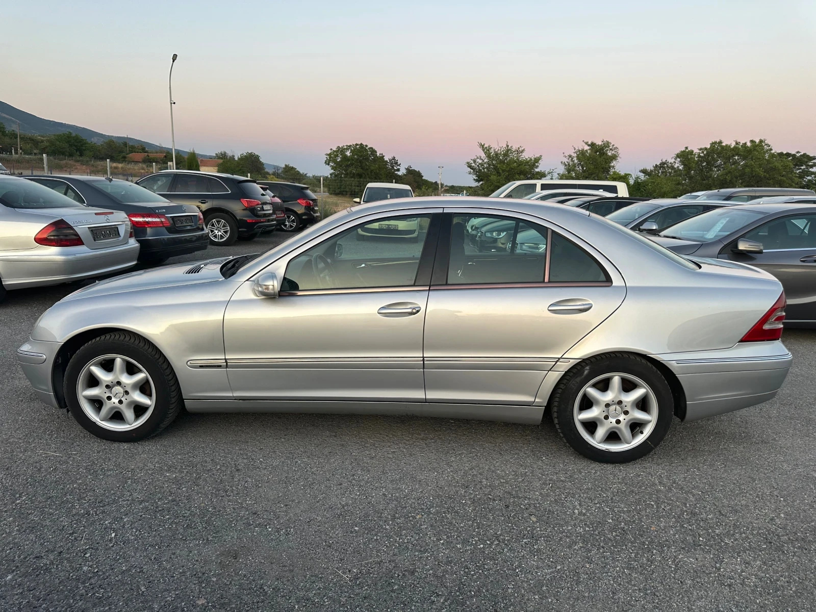 Mercedes-Benz C 220 2.2CDI* 143к.с* АВТОМАТИК - изображение 8