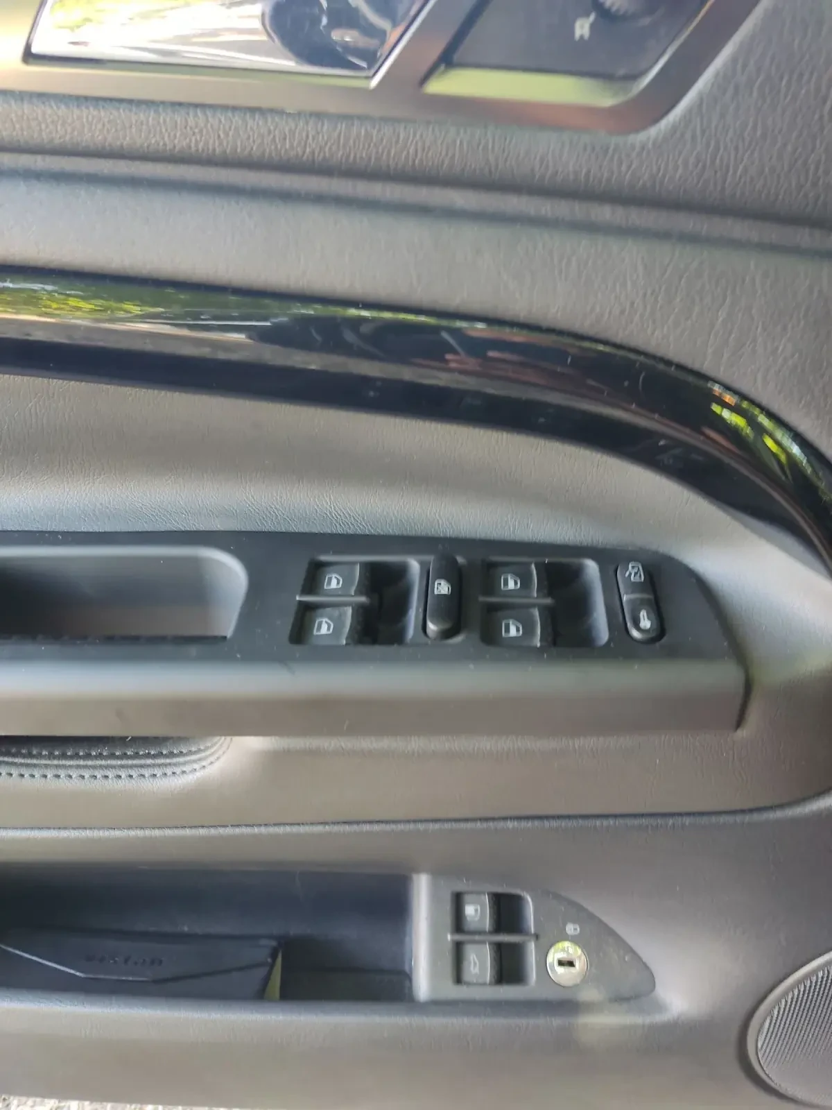 Skoda Superb 1.9 TDI - изображение 10