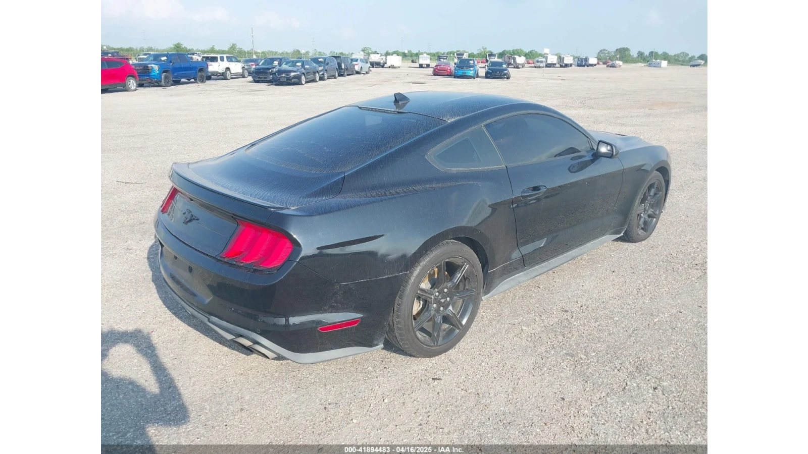 Ford Mustang ECOBOOST FASTBACK - изображение 8