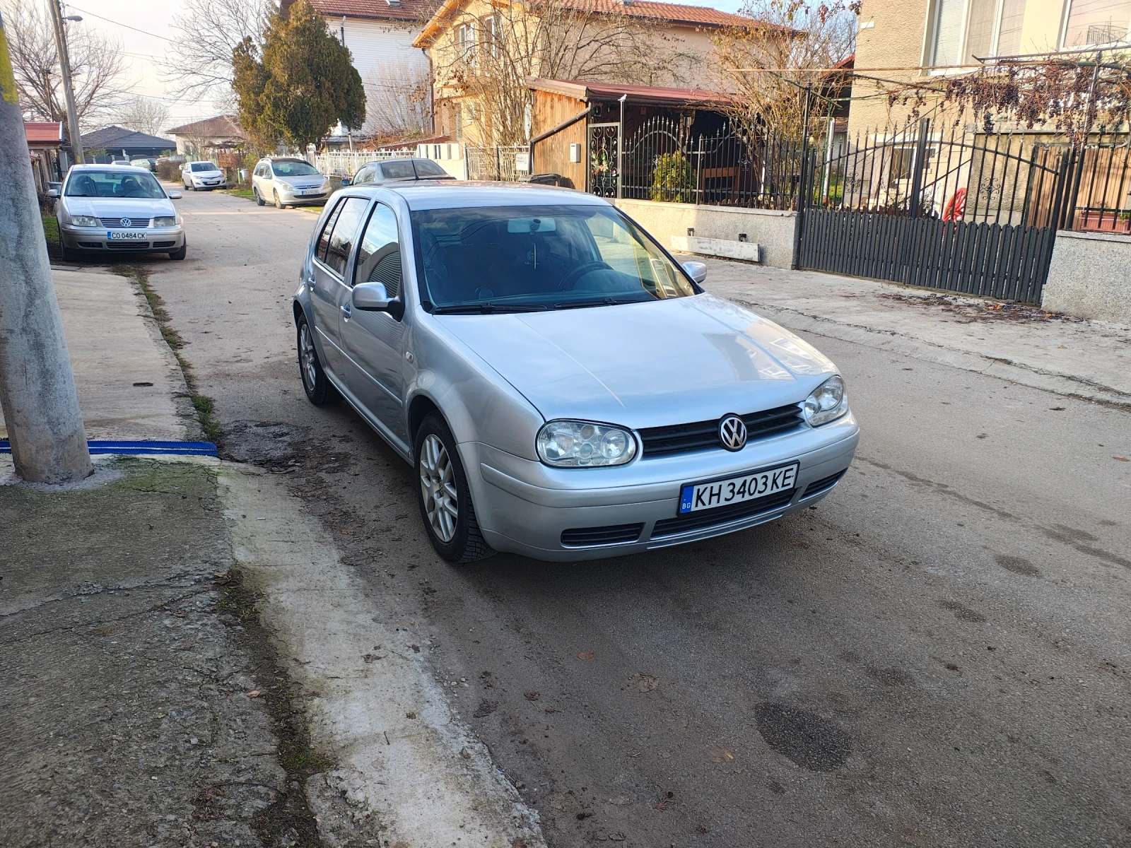 VW Golf 1.6 16v 105  - изображение 2