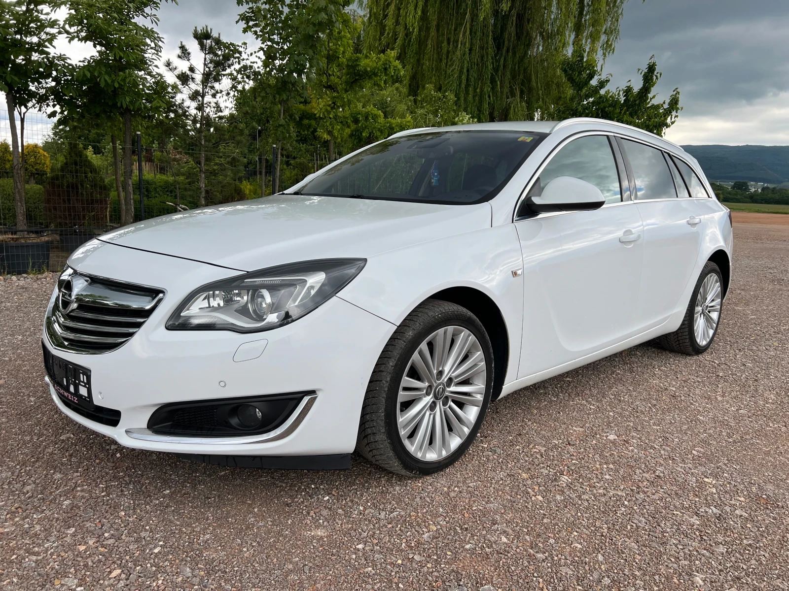 Opel Insignia 2.0 DTR ST, снимка 2 - Автомобили и джипове - 53153274