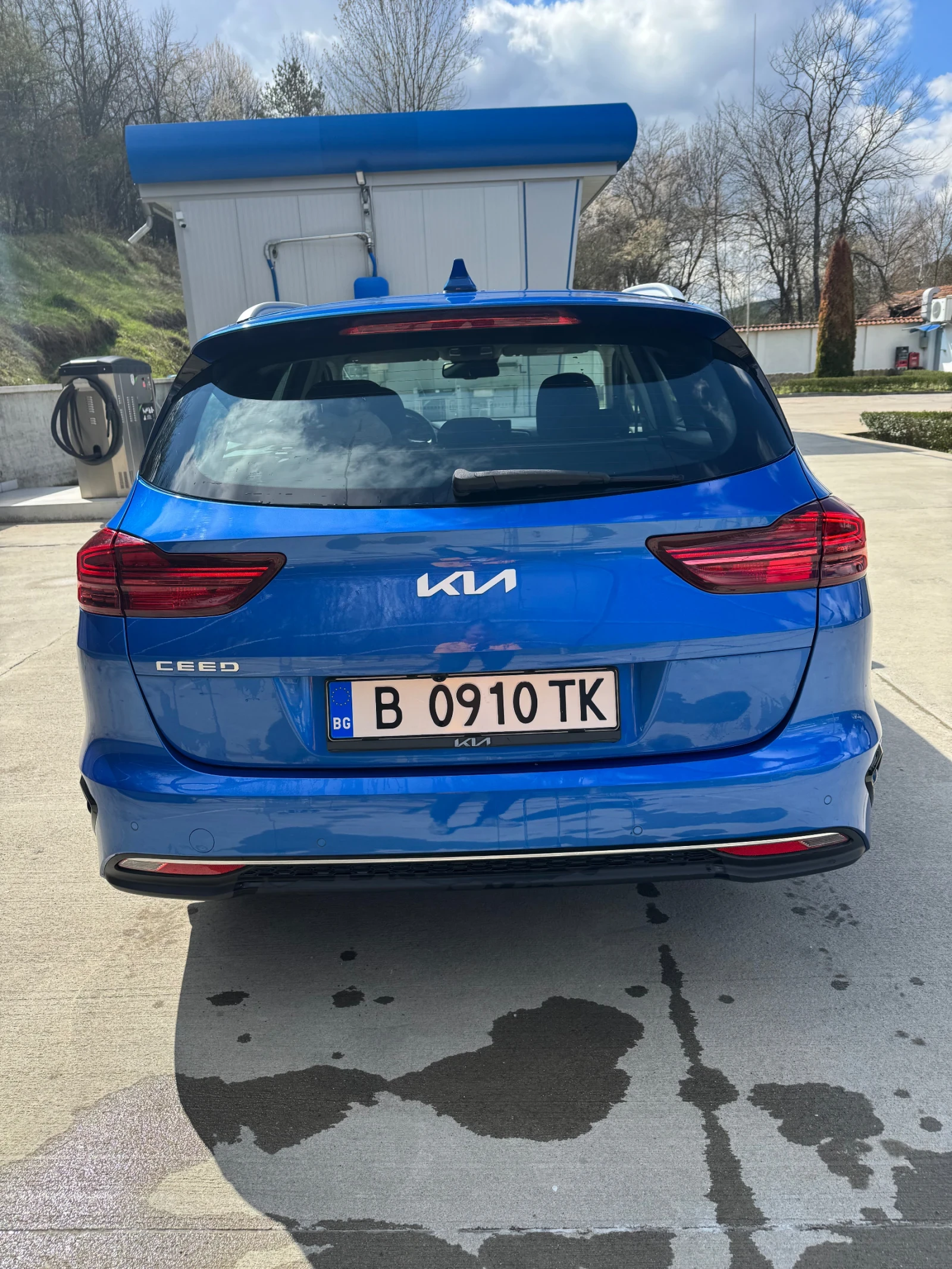 Kia Ceed 1.5t, снимка 3 - Автомобили и джипове - 53633155