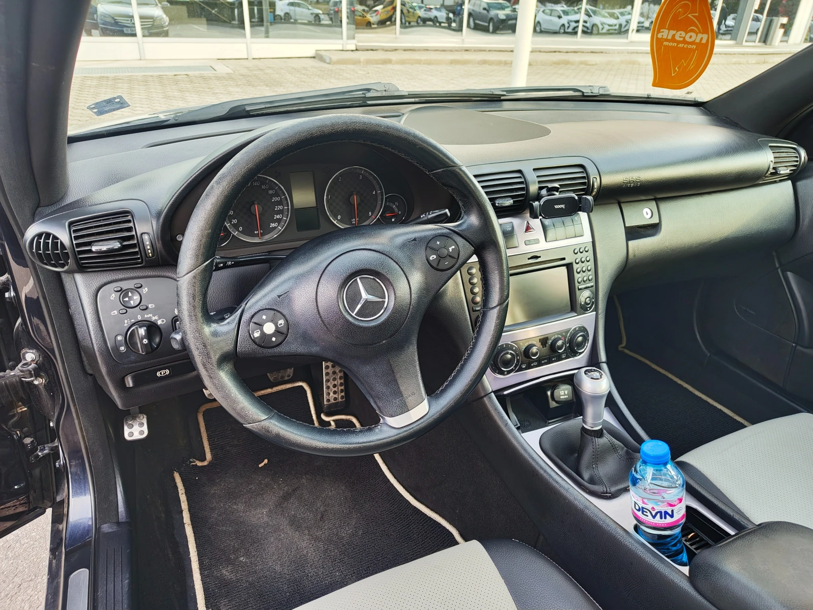 Mercedes-Benz CLC 220, снимка 8 - Автомобили и джипове - 53894343