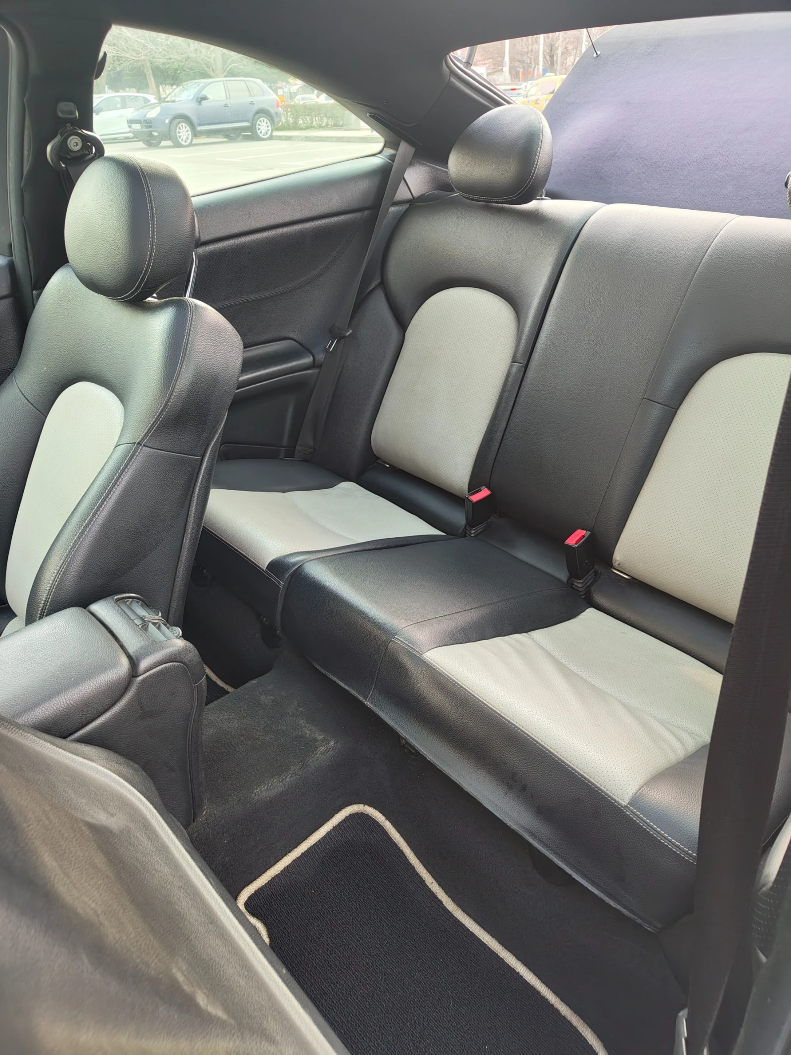 Mercedes-Benz CLC 220, снимка 11 - Автомобили и джипове - 53894343