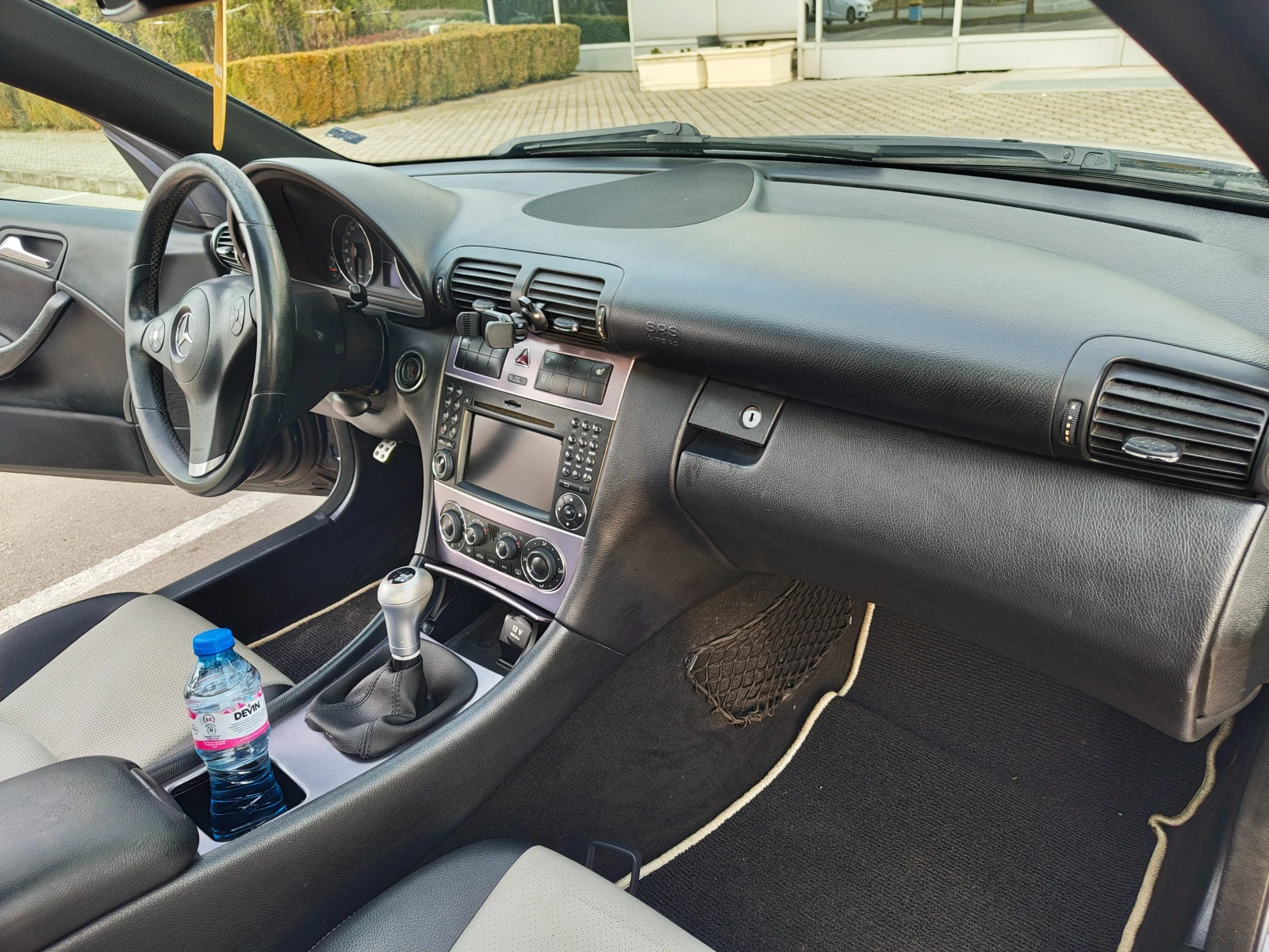 Mercedes-Benz CLC 220, снимка 10 - Автомобили и джипове - 53894343