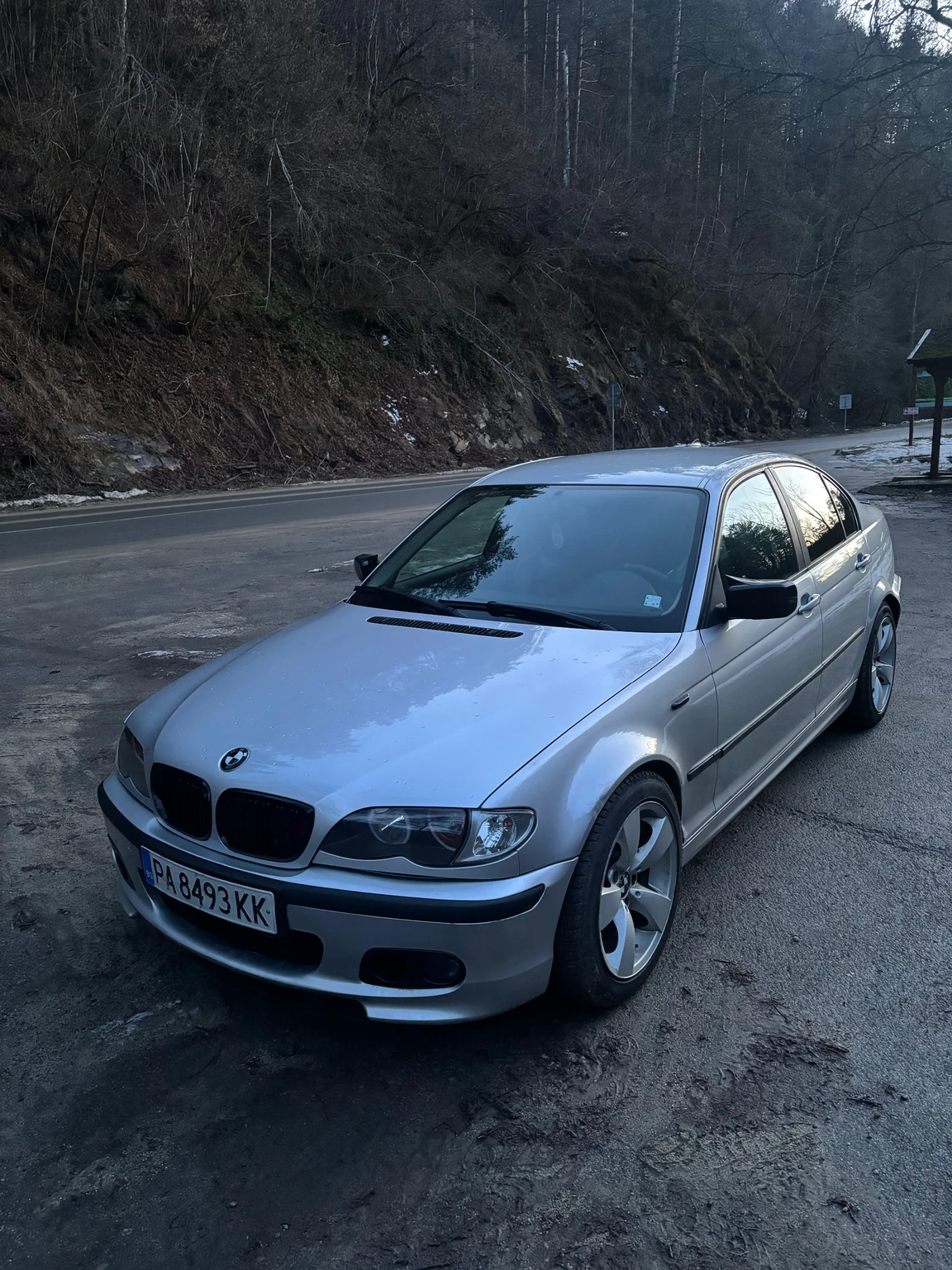 BMW 320, снимка 2 - Автомобили и джипове - 53964912