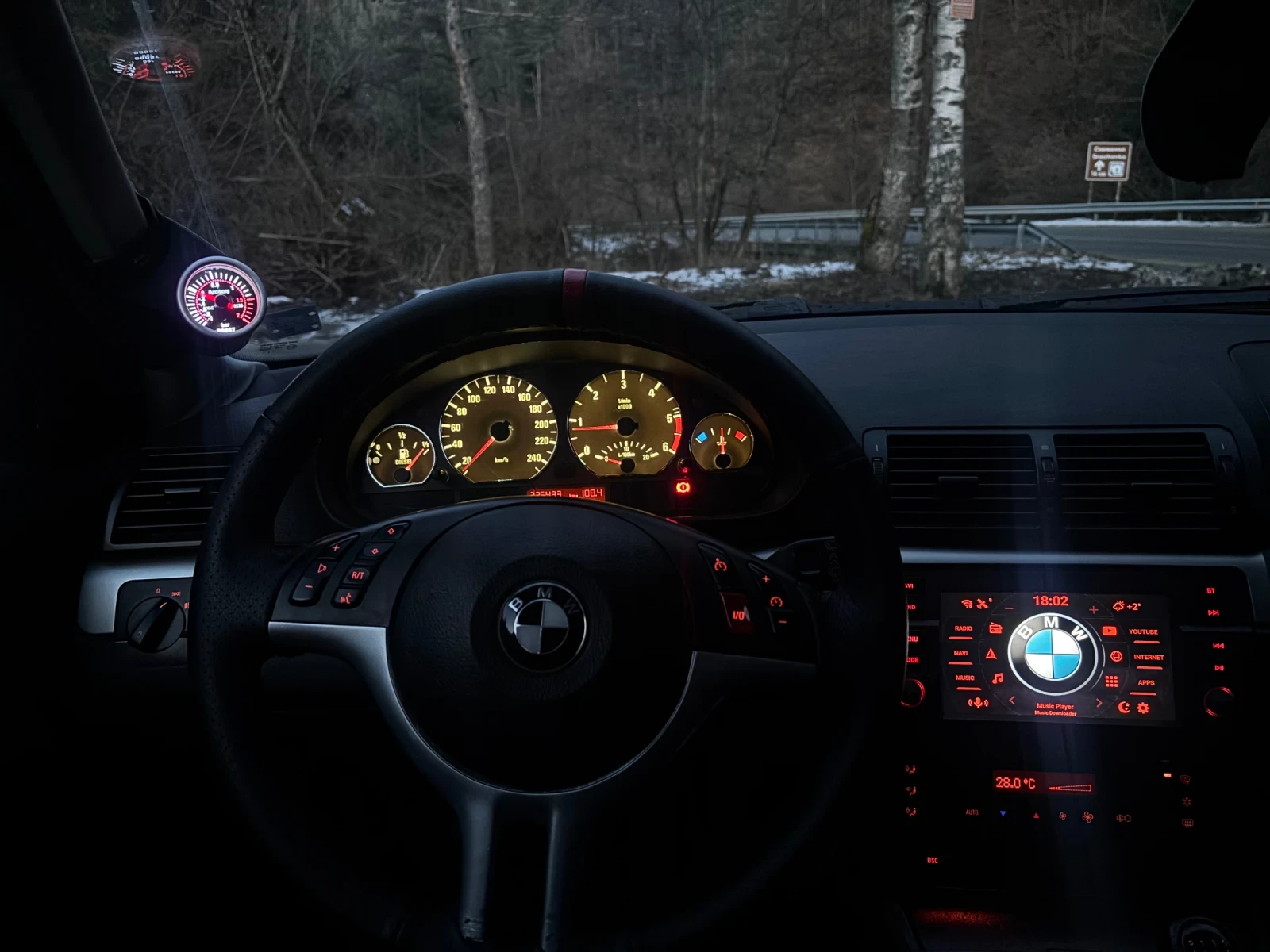 BMW 320, снимка 9 - Автомобили и джипове - 53964912