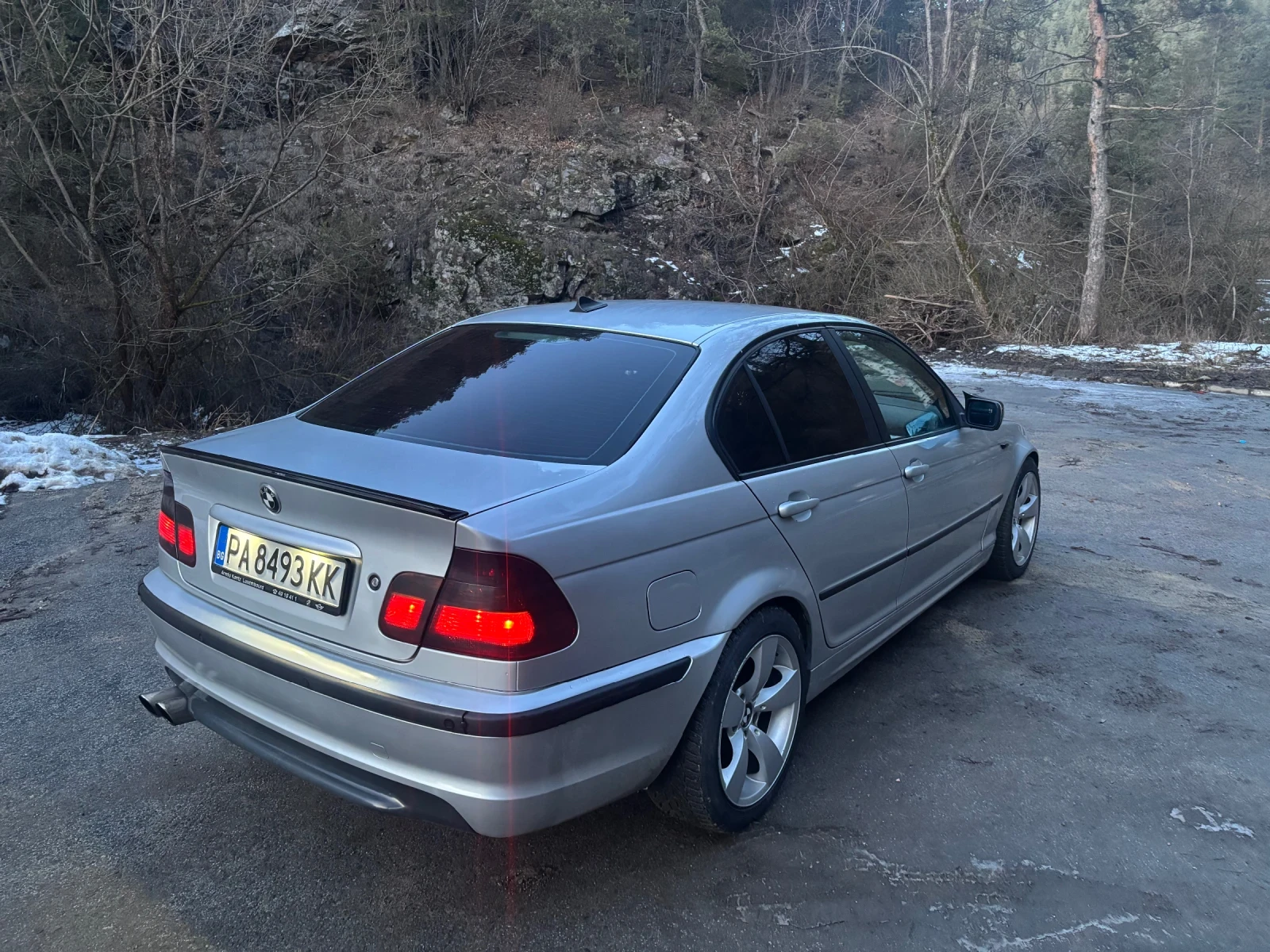 BMW 320, снимка 5 - Автомобили и джипове - 53964912