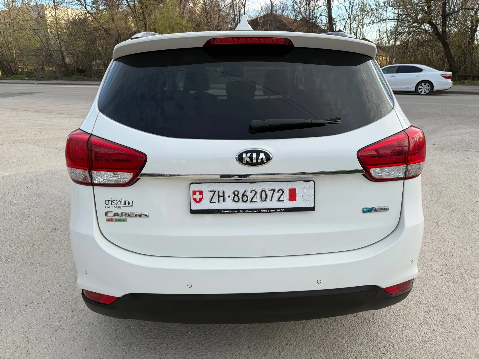 Kia Carens 1.7 LUKS, снимка 4 - Автомобили и джипове - 54126888
