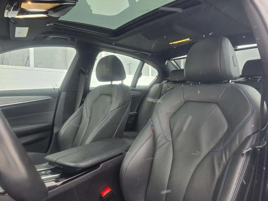 BMW 540 * 540i xDrive MPKG| SUNROOF| NAVI| 360CAM| 2xRIM&T, снимка 9 - Автомобили и джипове - 54173066