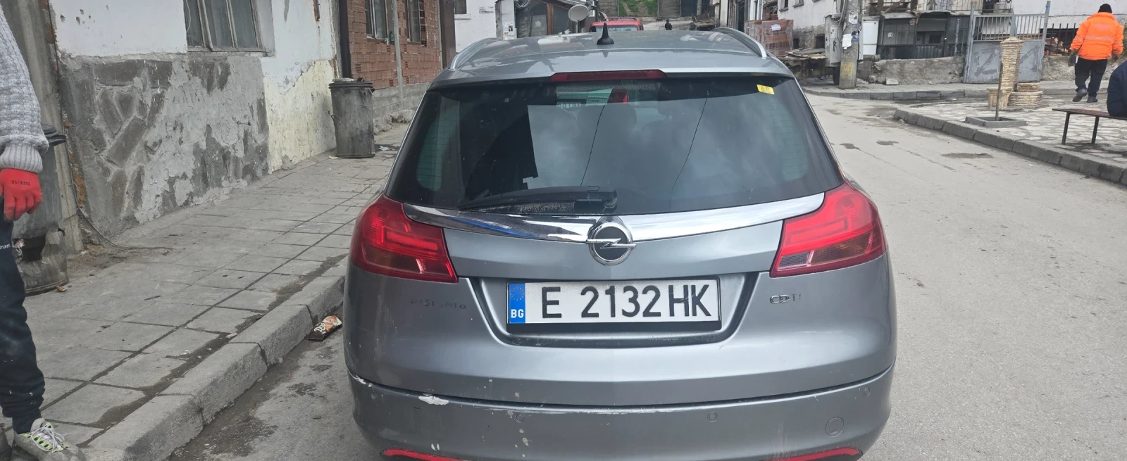 Opel Insignia, снимка 4 - Автомобили и джипове - 54378420